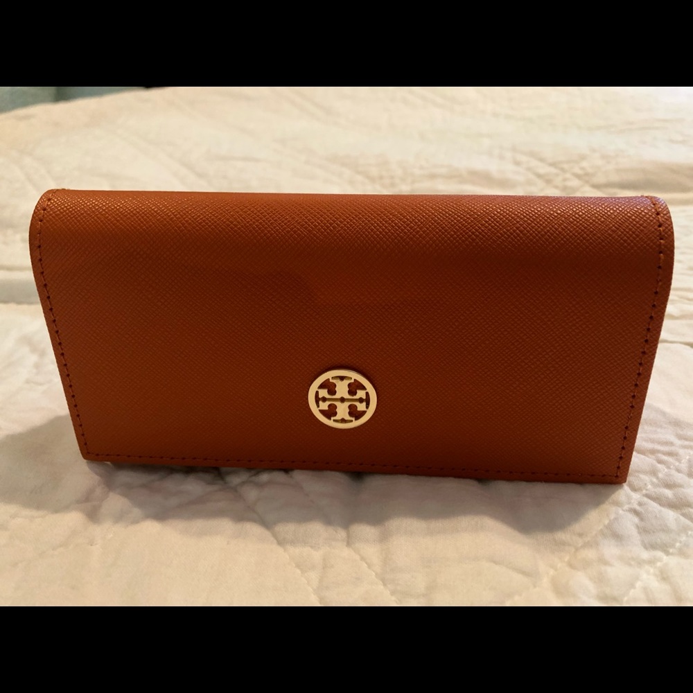 🌻Tory Burch sunglass case🌻